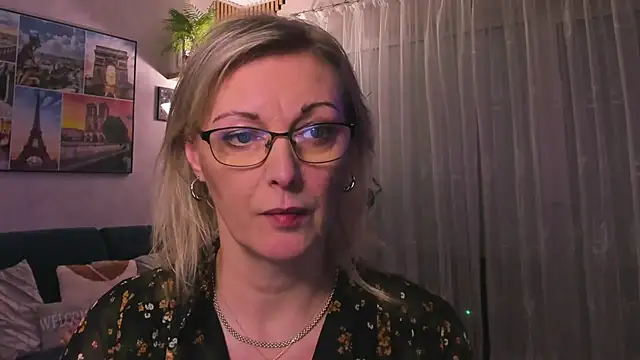 vanessa chat online show from March 5, 2025, 5:50 pm