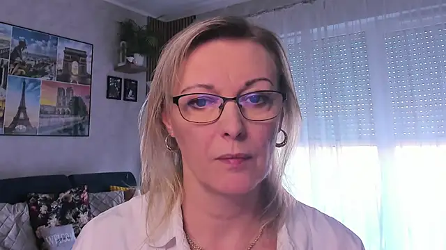 vanessa chat online show from March 20, 2025, 2:21 pm