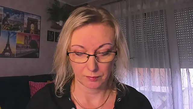 vanessa chat online show from February 24, 2026, 2:26 pm