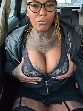 DarkDea online show from December 1, 2025, 2:55 pm