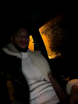 Snapshot of Lionayowe chatting on October 30, 2025, 12:01 am Lionayowe online show from October 30, 2025, 12:01 am