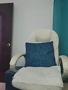 lissglow online show from February 28, 2026, 3:46 pm