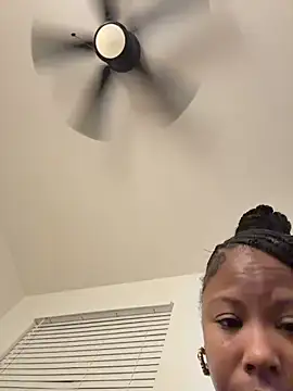 Snapshot of NaomiLust90 chatting on February 6, 2026, 9:23 am NaomiLust90 online show from February 6, 2026, 9:23 am