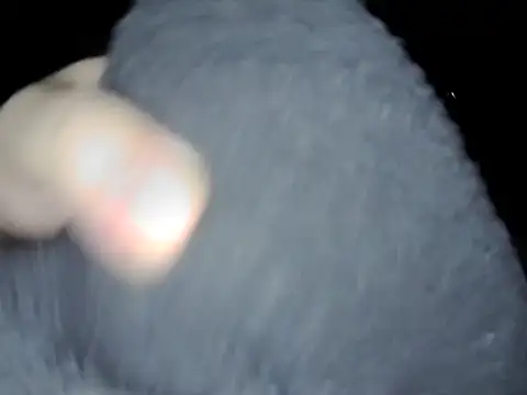 Snapshot of Ronan_rick chatting on April 14, 2026, 11:33 pm Ronan rick online show from April 14, 2026, 11:33 pm