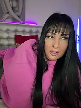 Snapshot of TiffanyRoxx chatting on January 13, 2026, 7:41 pm TiffanyRoxx online show from January 13, 2026, 7:41 pm