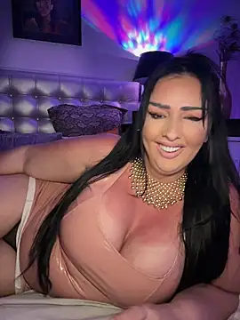 Snapshot of TiffanyRoxx chatting on March 19, 2026, 8:02 pm TiffanyRoxx online show from March 19, 2026, 8:02 pm