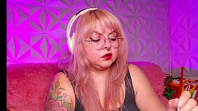 Satyn doll online show from February 3, 2026, 12:09 am