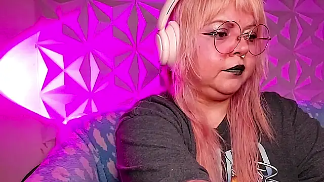 Satyn doll online show from May 2, 2026, 11:43 pm