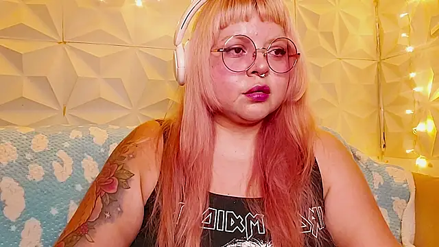 Satyn doll online show from May 13, 2026, 11:44 pm