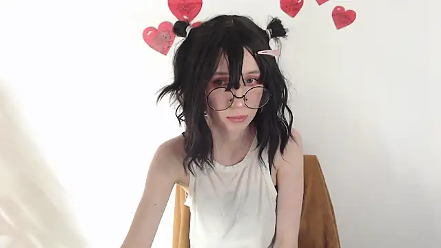  Hanna Moon  online show from March 17, 2026, 8:39 am