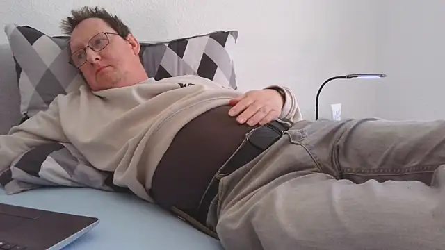 shymanhn online show from March 3, 2026, 9:37 am