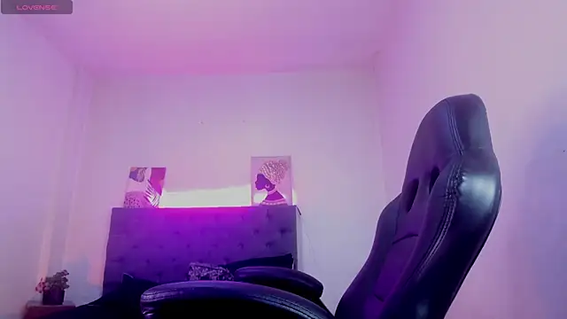 Snapshot of Ellie_Alves chatting on November 22, 2025, 2:49 pm Ellie Alves online show from November 22, 2025, 2:49 pm