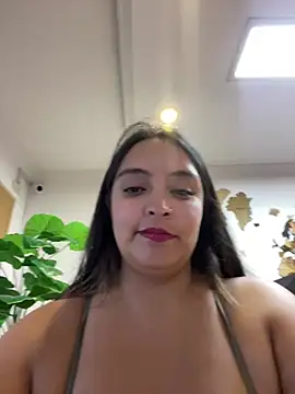 Snapshot of milly_cruz chatting on March 17, 2026, 11:19 pm milly cruz online show from March 17, 2026, 11:19 pm