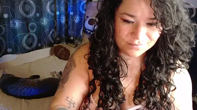 ANGELIQUE KLANE online show from May 8, 2026, 4:23 pm