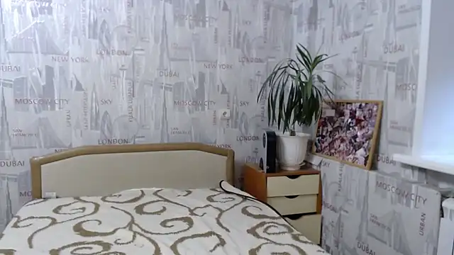 GinaQSoul online show from November 11, 2025, 10:04 am