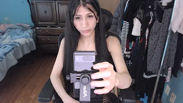 ArisaSkyTS online show from January 12, 2025, 5:33 pm