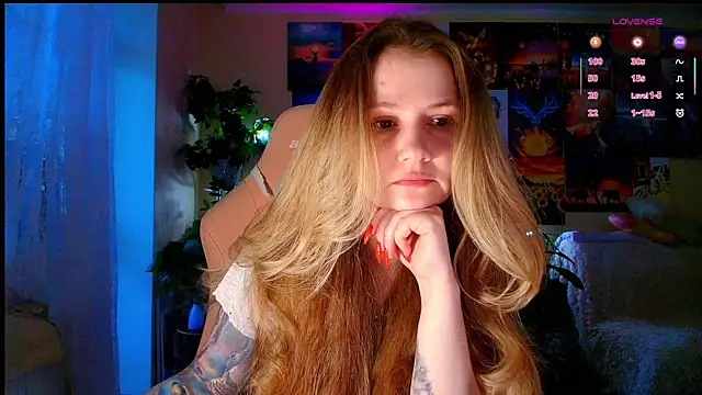 Snapshot of GoodWitch_ chatting on June 11, 2026, 6:00 am GoodWitch online show from June 11, 2026, 6:00 am