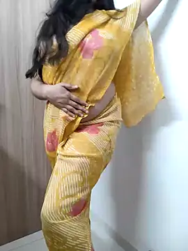 Snapshot of MumbaiMaskGirl chatting on December 10, 2024, 12:38 pm MumbaiMaskGirl online show from December 10, 2024, 12:38 pm