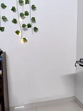 Snapshot of MumbaiMaskGirl chatting on January 16, 2025, 8:36 pm MumbaiMaskGirl online show from January 16, 2025, 8:36 pm