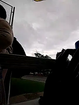 Brenda Berck  online show from April 13, 2026, 2:00 pm