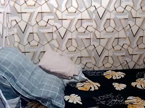 Snapshot of CasandraDiaz chatting on October 19, 2025, 4:24 am CasandraDiaz online show from October 19, 2025, 4:24 am