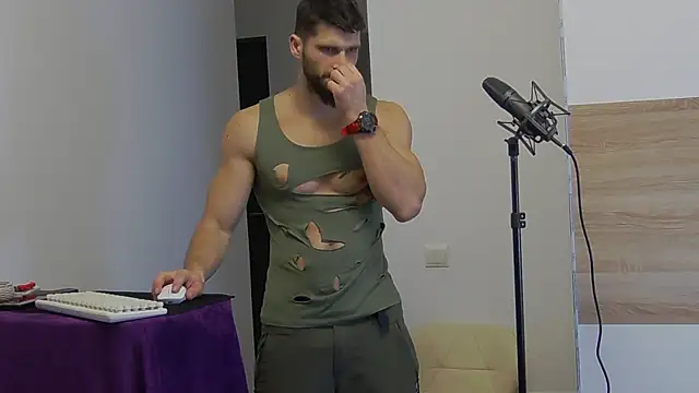 MauroTwin online show from February 6, 2025, 4:25 pm