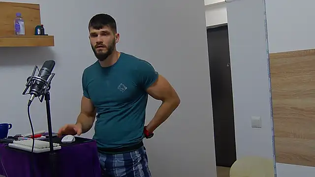 MauroTwin online show from February 14, 2025, 6:08 pm