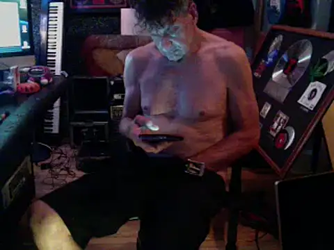 hollywood808 online show from October 15, 2025, 11:32 am