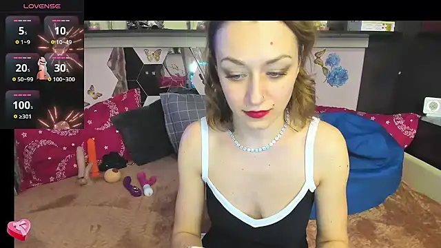 Snapshot of FoxyDom699 chatting on February 24, 2025, 10:15 am FoxyDom699 online show from February 24, 2025, 10:15 am