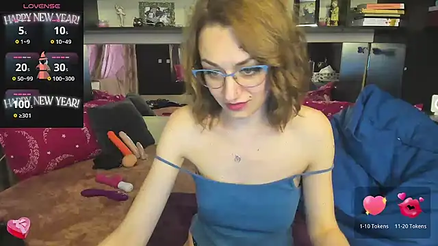 Snapshot of FoxyDom699 chatting on March 17, 2025, 9:22 am FoxyDom699 online show from March 17, 2025, 9:22 am