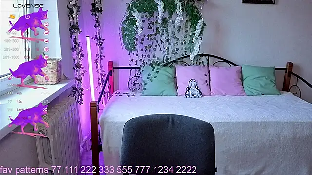 Snapshot of Hot_Rhaenyra chatting on November 10, 2025, 12:59 pm Hot Rhaenyra online show from November 10, 2025, 12:59 pm