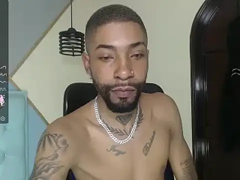Snapshot of kilian_xx chatting on January 15, 2025, 12:58 pm kilian xx online show from January 15, 2025, 12:58 pm
