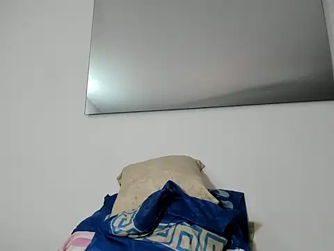 Snapshot of foxy-porn1 chatting on February 15, 2025, 11:47 pm foxy-porn1 online show from February 15, 2025, 11:47 pm