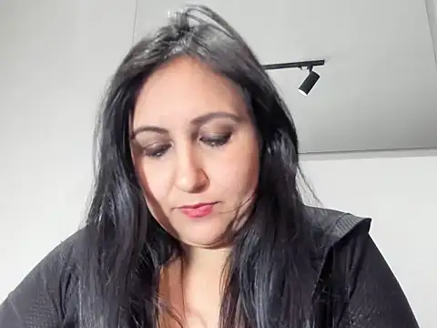 Snapshot of foxy-porn1 chatting on June 1, 2026, 9:49 pm foxy-porn1 online show from June 1, 2026, 9:49 pm