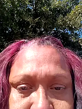 THEBEDroomdoOR online show from December 6, 2024, 6:06 pm