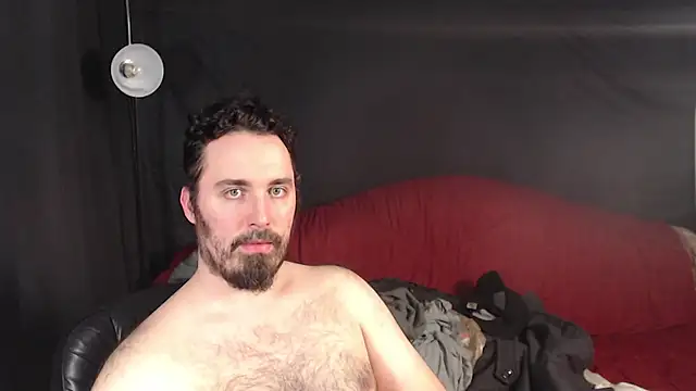 Metalstud online show from March 10, 2025, 2:28 am