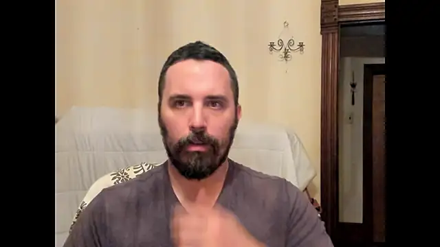 Metalstud online show from September 17, 2025, 3:52 am