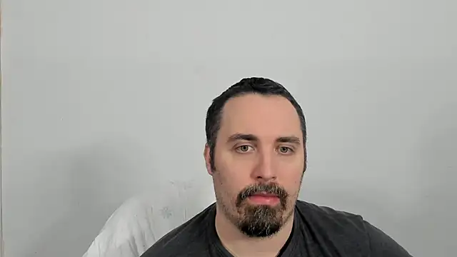 Snapshot of Metalstud chatting on February 16, 2026, 6:20 am Metalstud online show from February 16, 2026, 6:20 am