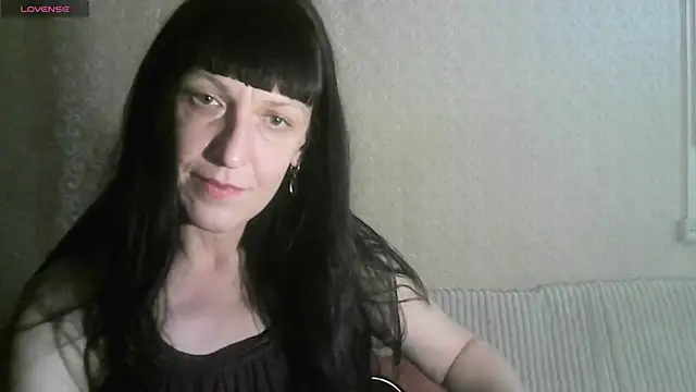 MarieODahliaS online show from April 16, 2026, 7:42 am