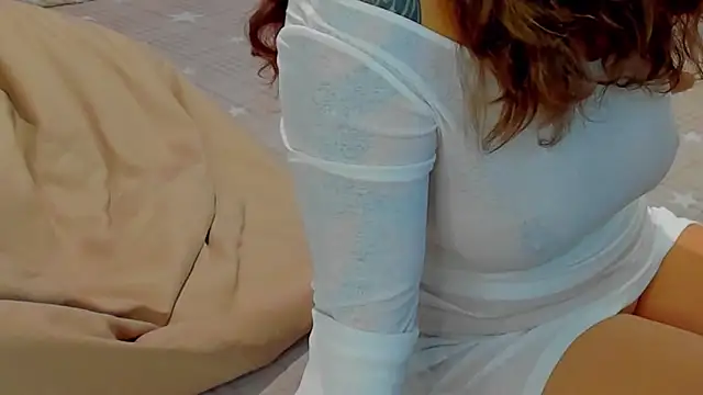 AlmaFancy online show from February 15, 2026, 7:51 am