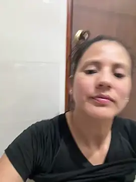 Snapshot of mahia_queen chatting on May 13, 2026, 12:30 am mahia queen online show from May 13, 2026, 12:30 am