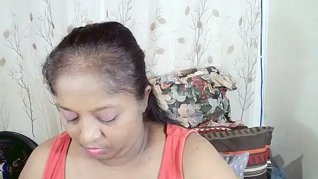 Snapshot of Indiantasha chatting on April 26, 2026, 1:47 am Indiantasha online show from April 26, 2026, 1:47 am