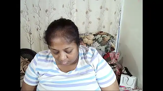 Snapshot of Indiantasha chatting on May 25, 2026, 3:29 pm Indiantasha online show from May 25, 2026, 3:29 pm