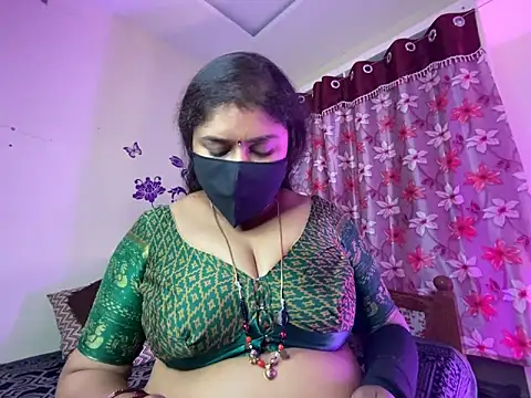 Love 4Sex online show from April 25, 2026, 5:21 am