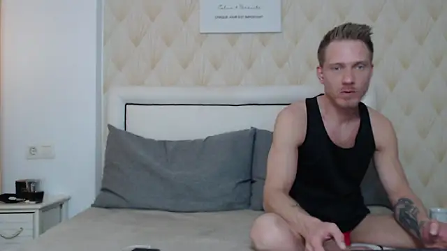 JessicaSteve online show from February 19, 2026, 4:03 pm