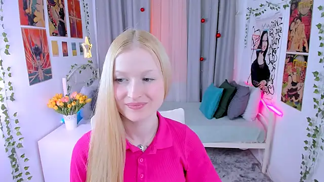 Laly Peach online show from December 13, 2024, 2:27 pm