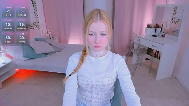 Laly Peach online show from February 11, 2025, 11:10 am