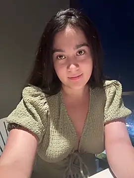 Snapshot of Nina_lovi chatting on May 29, 2026, 1:03 am Nina lovi online show from May 29, 2026, 1:03 am