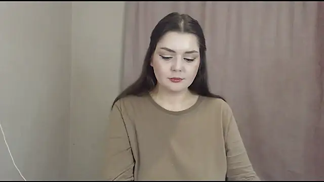 ohhhMie online show from October 28, 2025, 6:21 pm