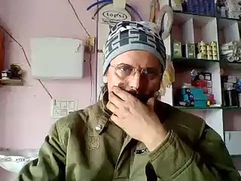 Snapshot of Kumarjay330 chatting on January 19, 2025, 6:42 am Kumarjay330 online show from January 19, 2025, 6:42 am